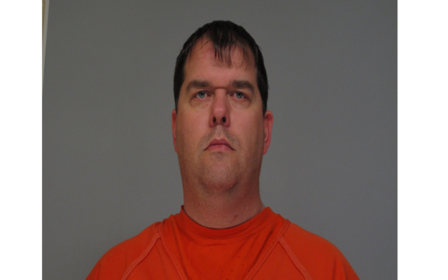 New Ulm Police Officer molested girl known to him, say charges