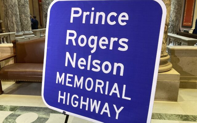 Purple lanes: Minnesota highway signs to honor Prince