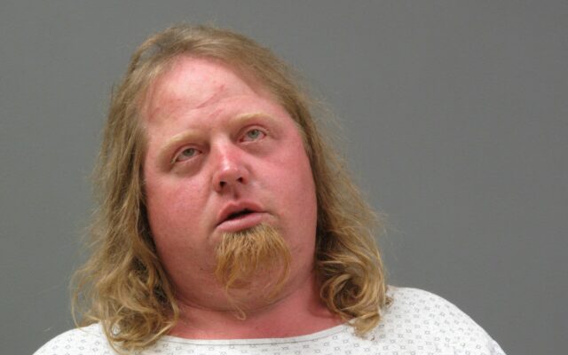 Charges: Burglar assaulted man with sticks before stealing pickup